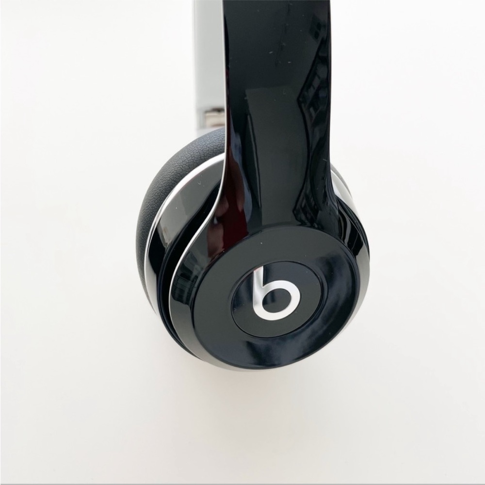 beats by dr. dre Beats Solo 2 Luxe Edition Wired On-ear Headphones